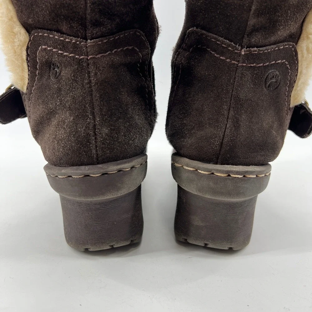 Y2K Bare Traps Boots Women 6.5M Brown Suede Wedge Faux Fur Trim Buckle Chunky